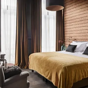 The Bank 1869 - Unique Guestrooms In The Historic Center Of Bruges